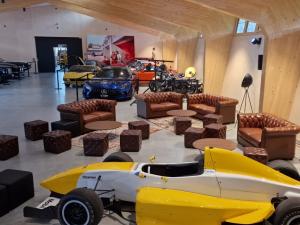 Chesterfield English 3